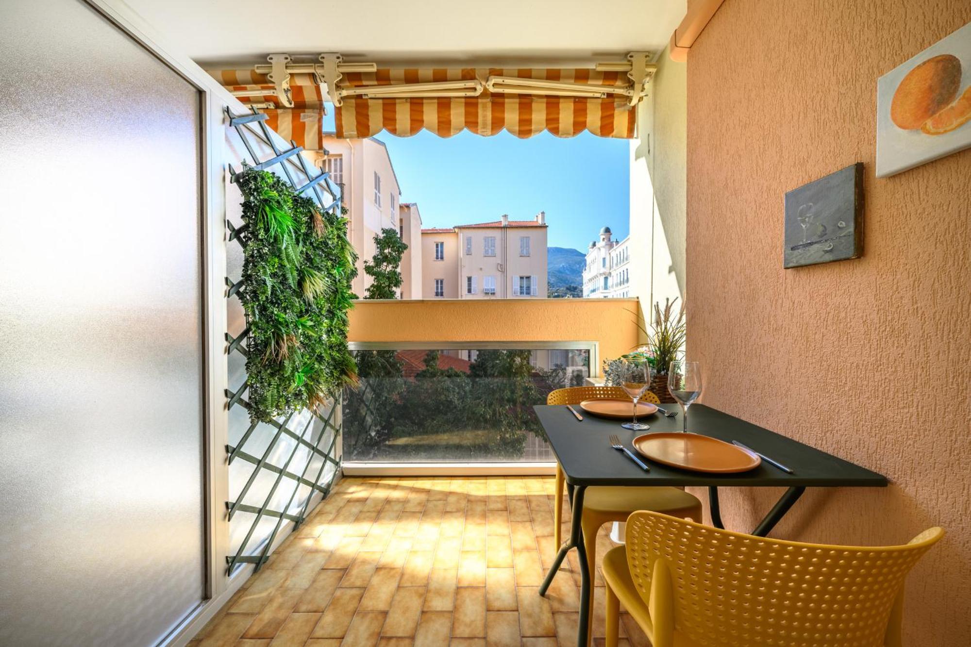 "Charmant Studio" Plein Centre, Calme, Terrasse 芒通 外观 照片