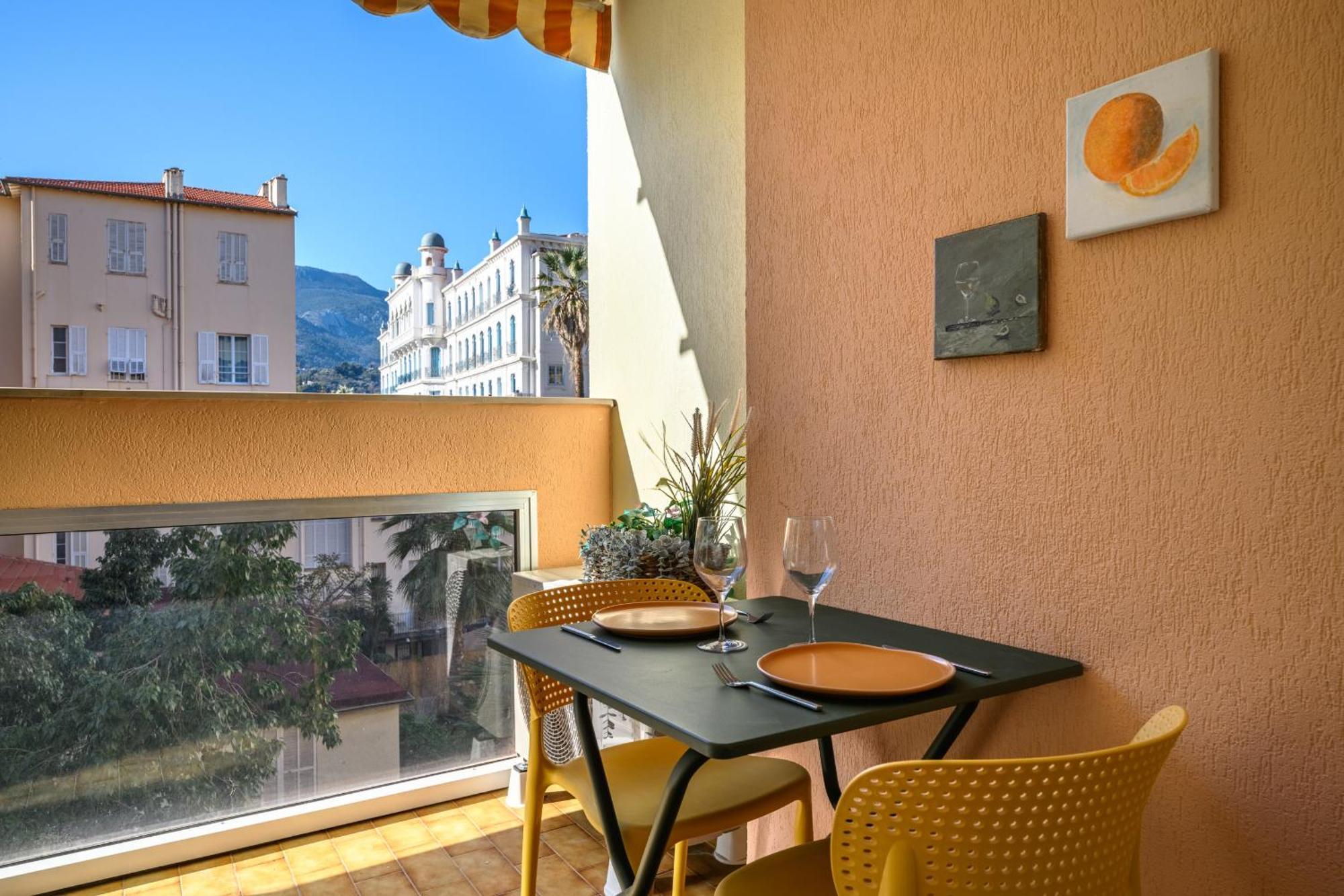 "Charmant Studio" Plein Centre, Calme, Terrasse 芒通 外观 照片